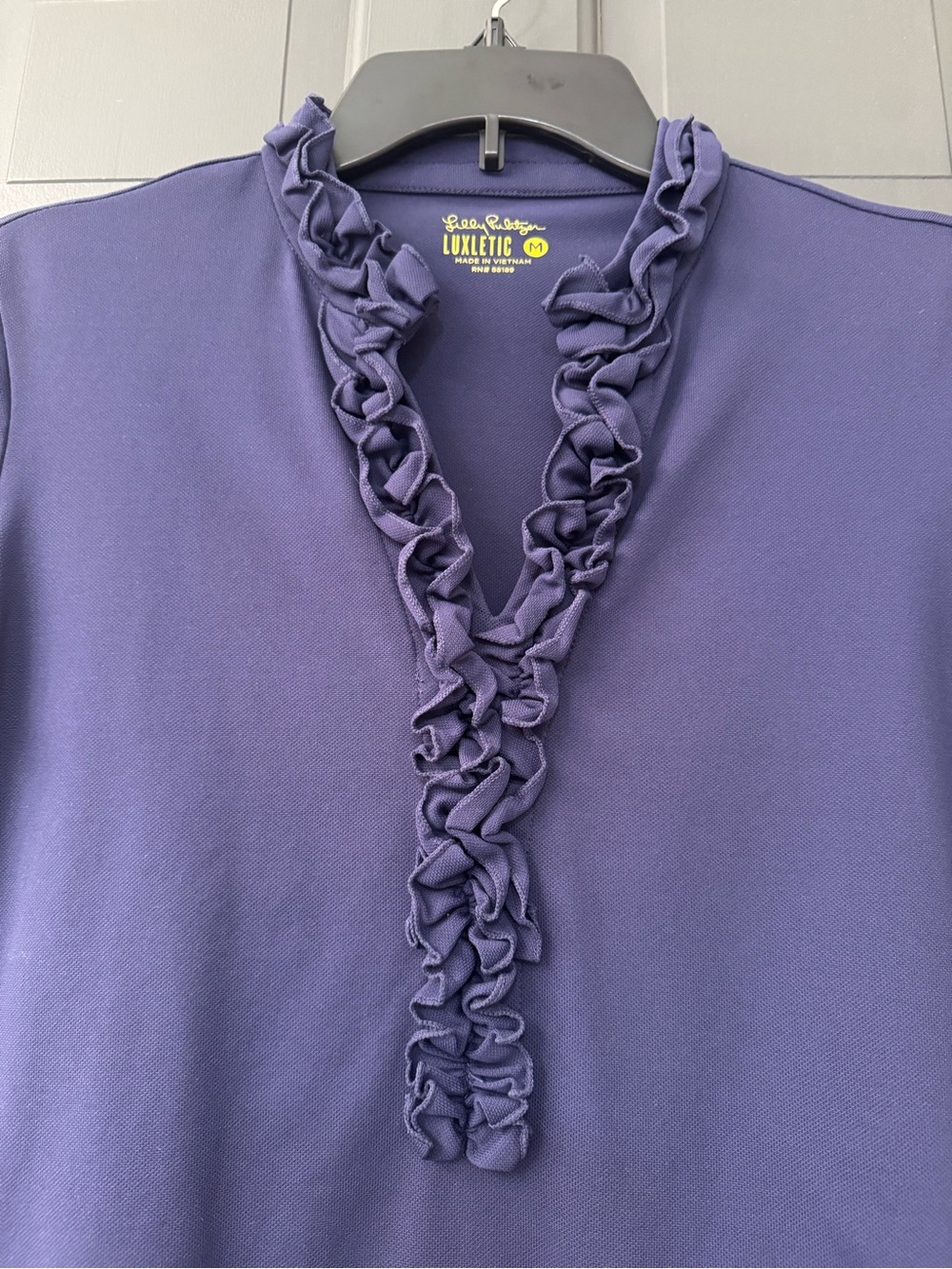 Lilly Pulitzer Luxletic Navy Ruffle V-Neck Tennis/Golf shirt - Picture 4 of 4